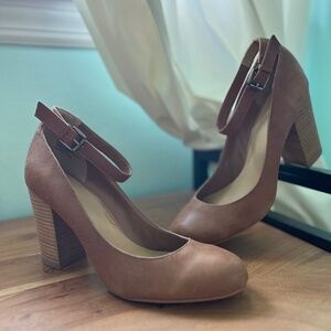 Crown vintage pumps *genuine leather*